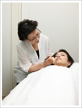 長崎 由江（ながさき よしえ）